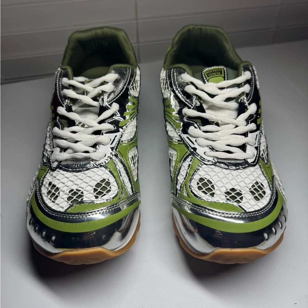 Green and Silver Sneakers. No Brand. - Picture 8 of 9